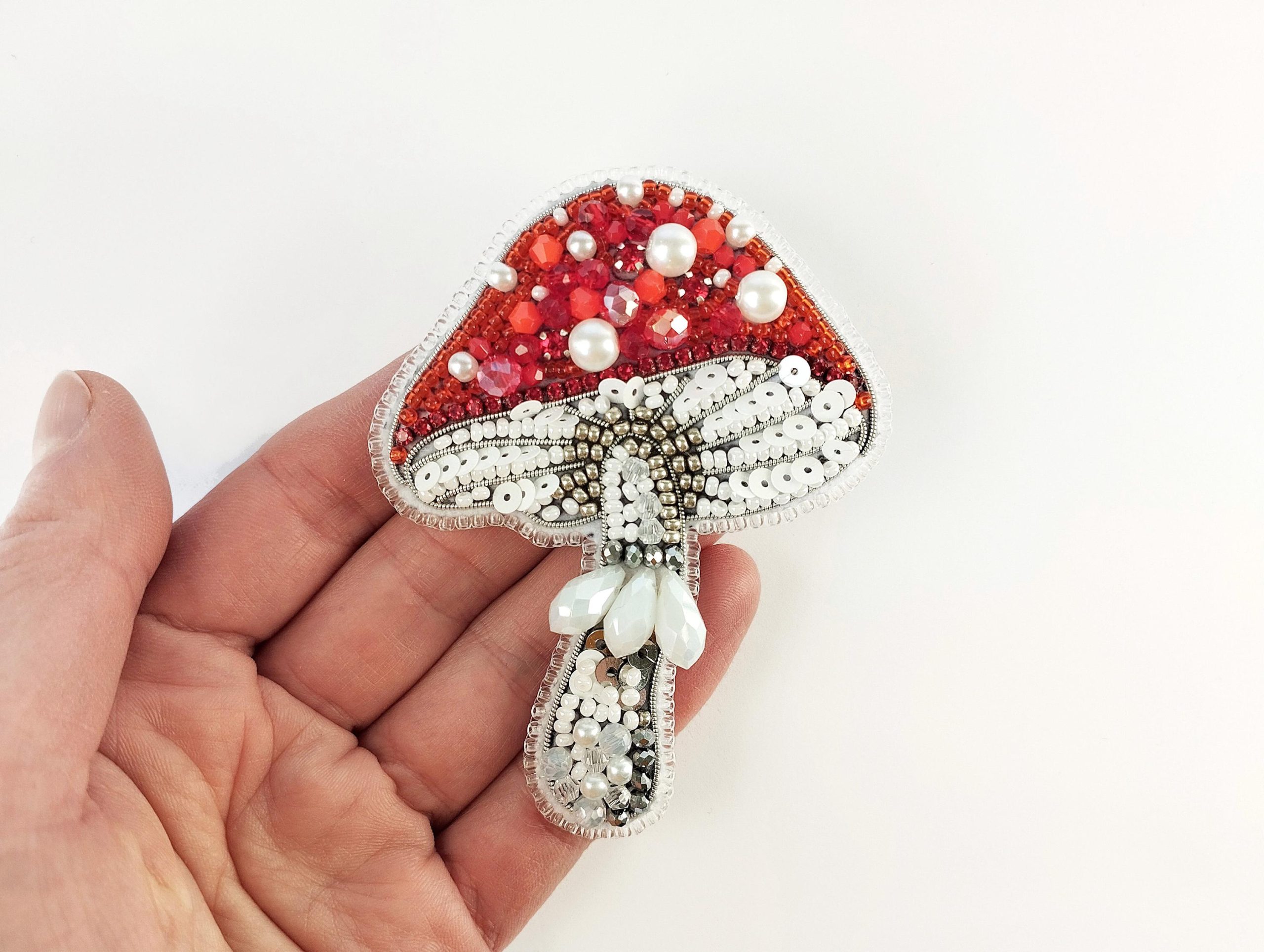 DIY Beaded Embroidery Red Mushroom Brooch Kit - Image 4