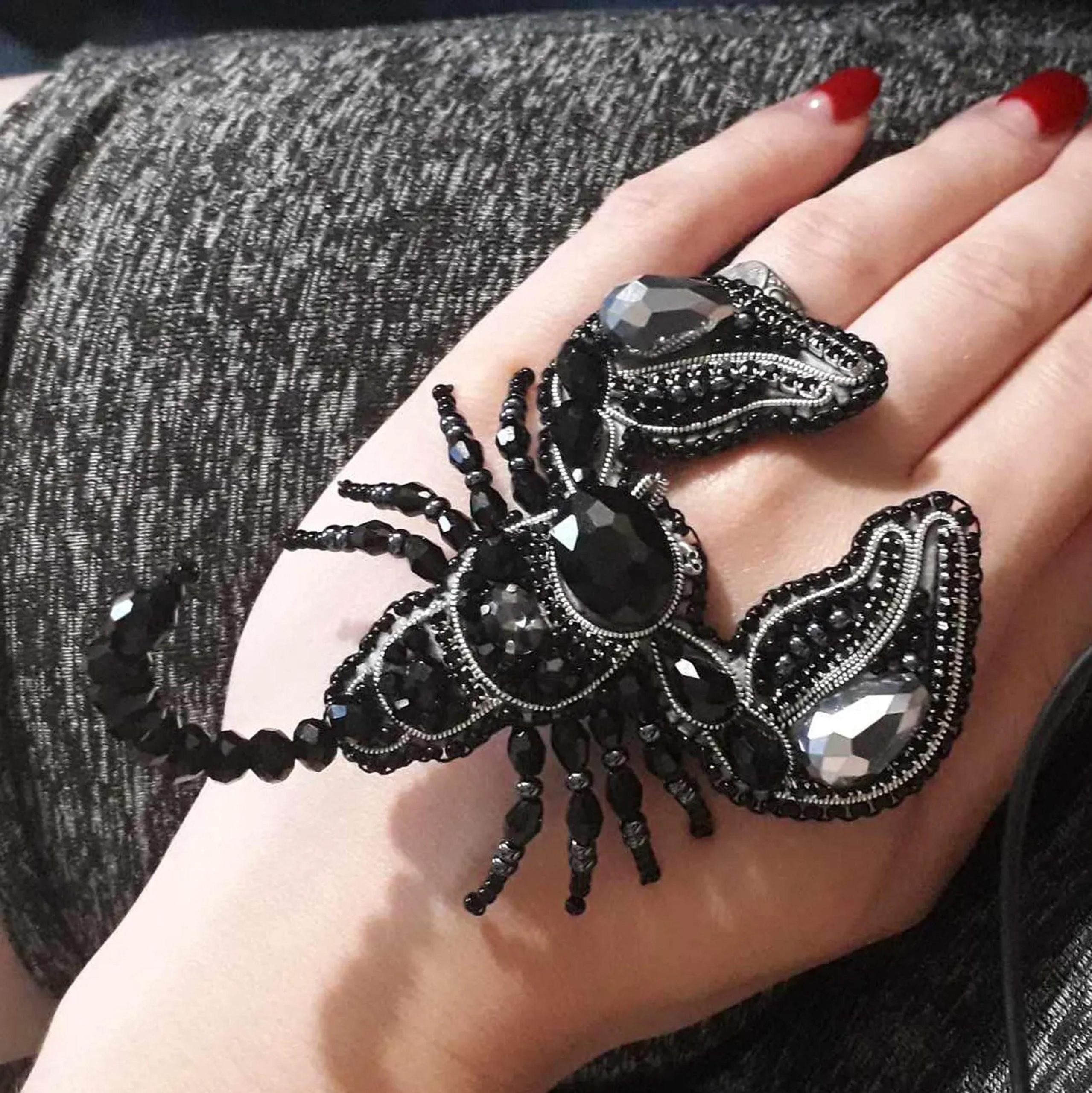 DIY Beaded Embroidery Black Scorpion Brooch Kit - Image 3