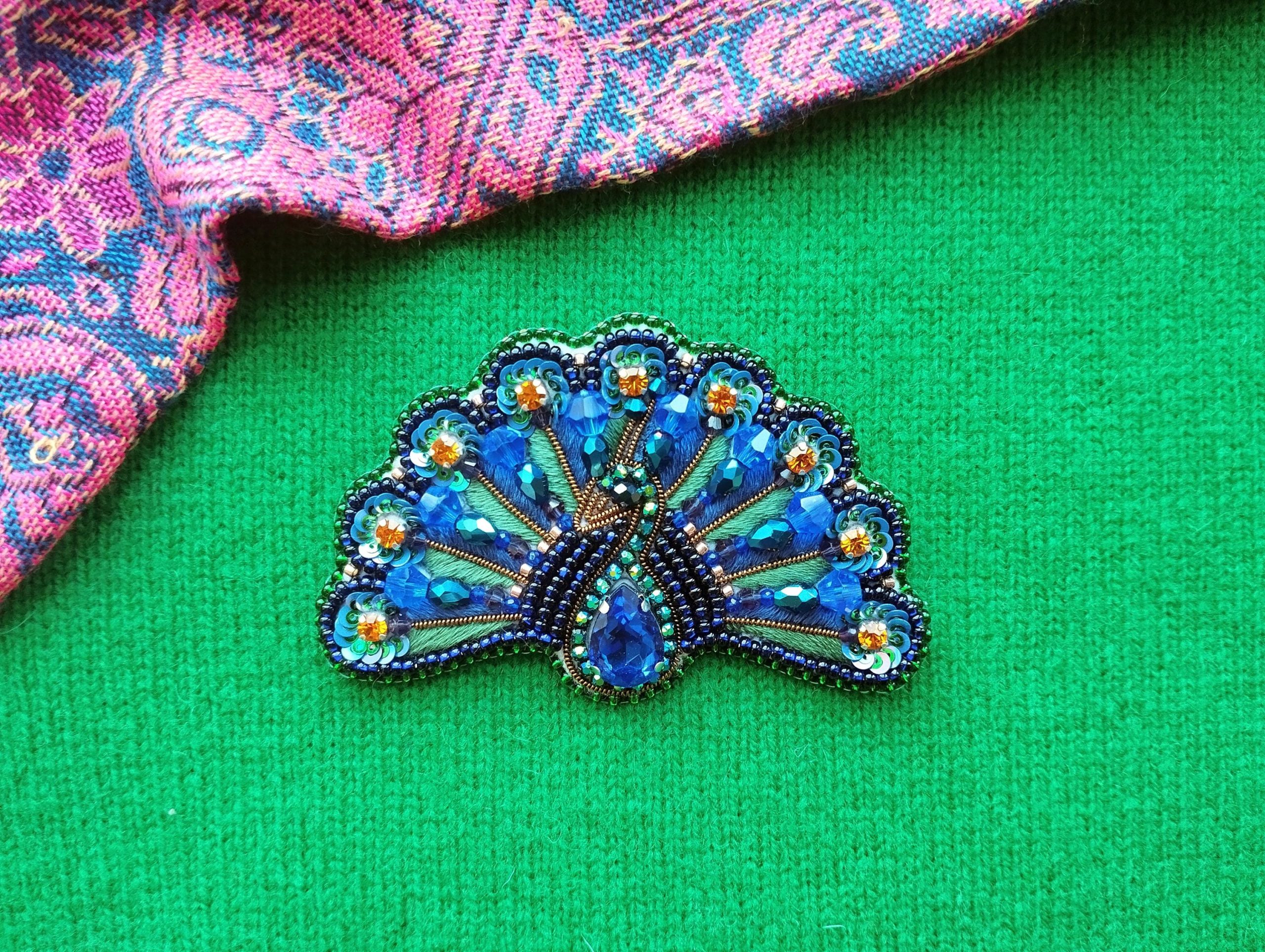 DIY Beaded Embroidery Peacock Tail Brooch Kit - Image 3