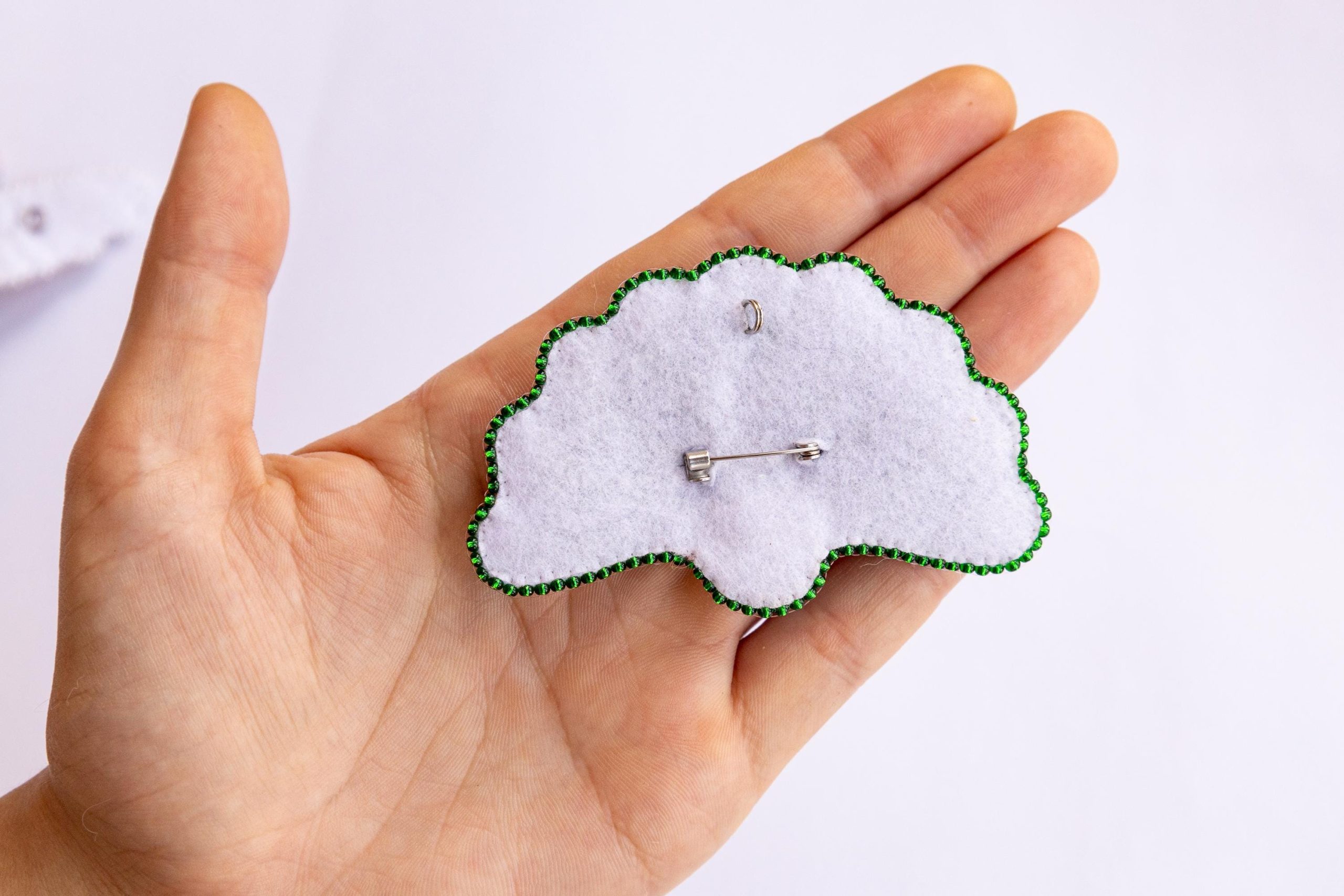 DIY Beaded Embroidery Peacock Tail Brooch Kit - Image 7