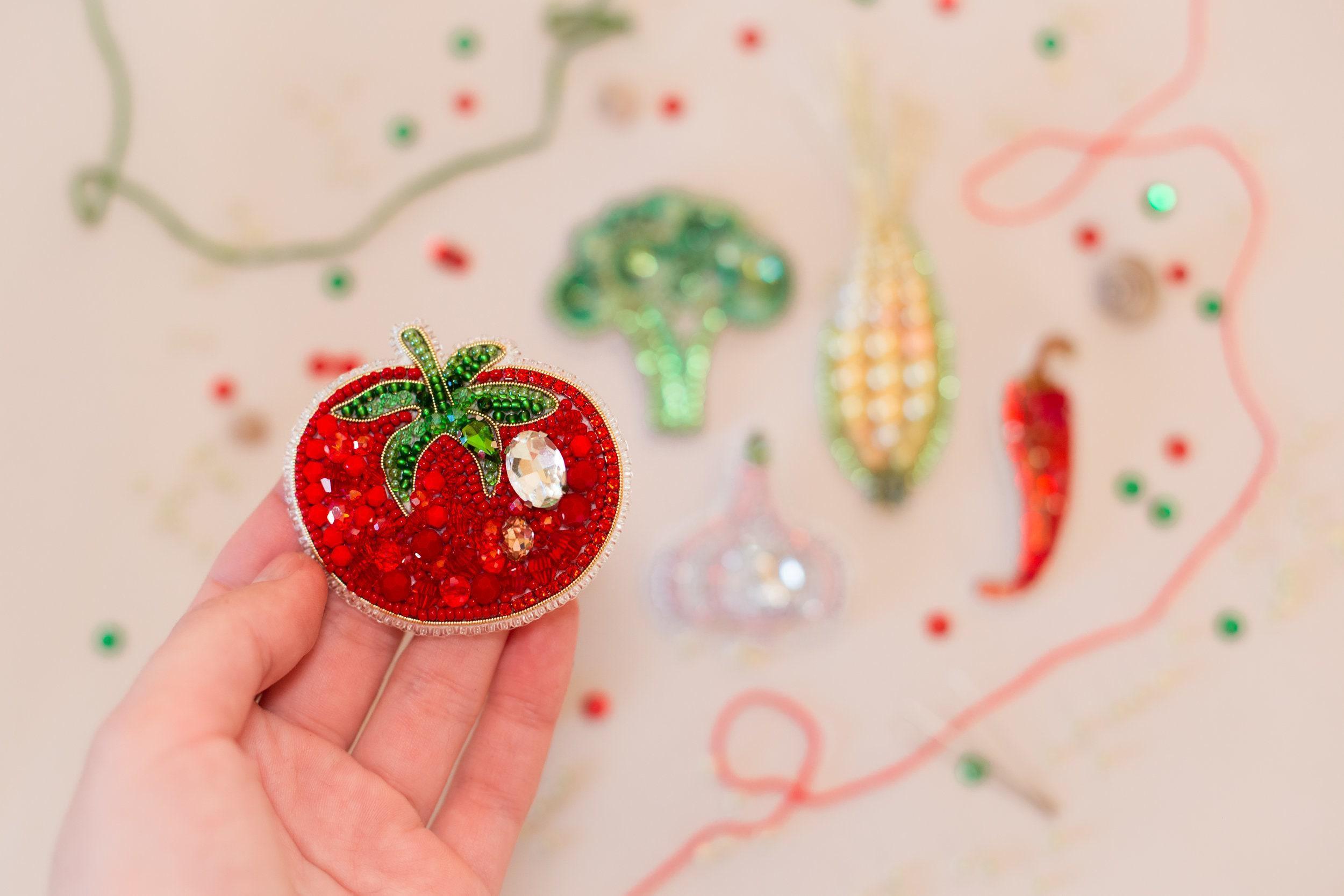 DIY Beaded Embroidery Tomato Brooch Kit - Image 4