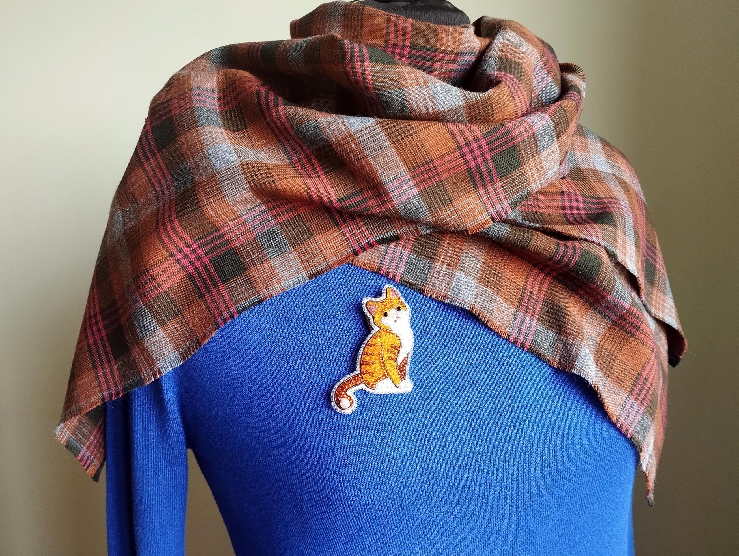 DIY Beaded Embroidery Ginger Cat Brooch Kit - Image 5