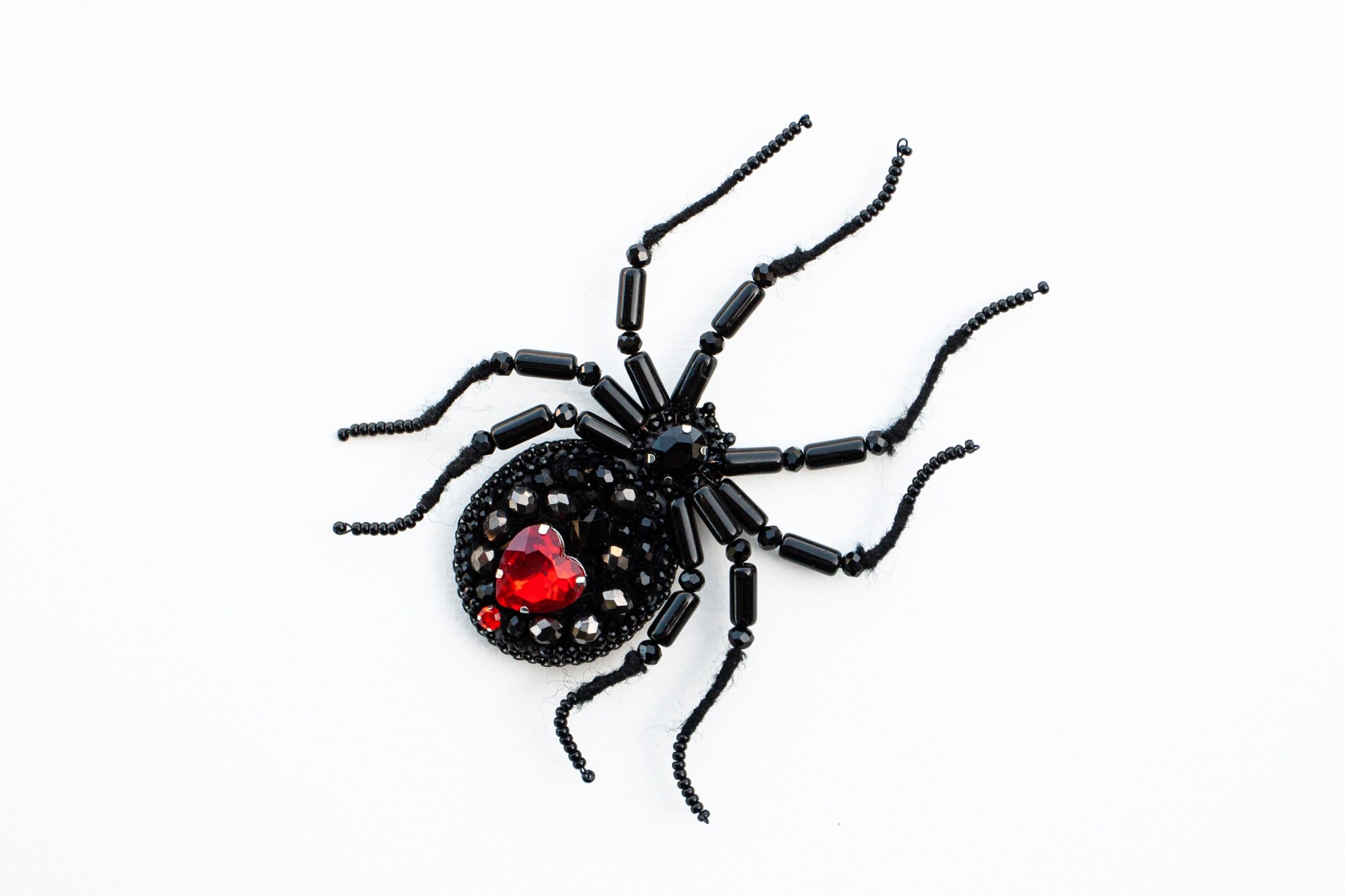 DIY Beaded Embroidery Black Widow Spider Brooch Kit - Image 2