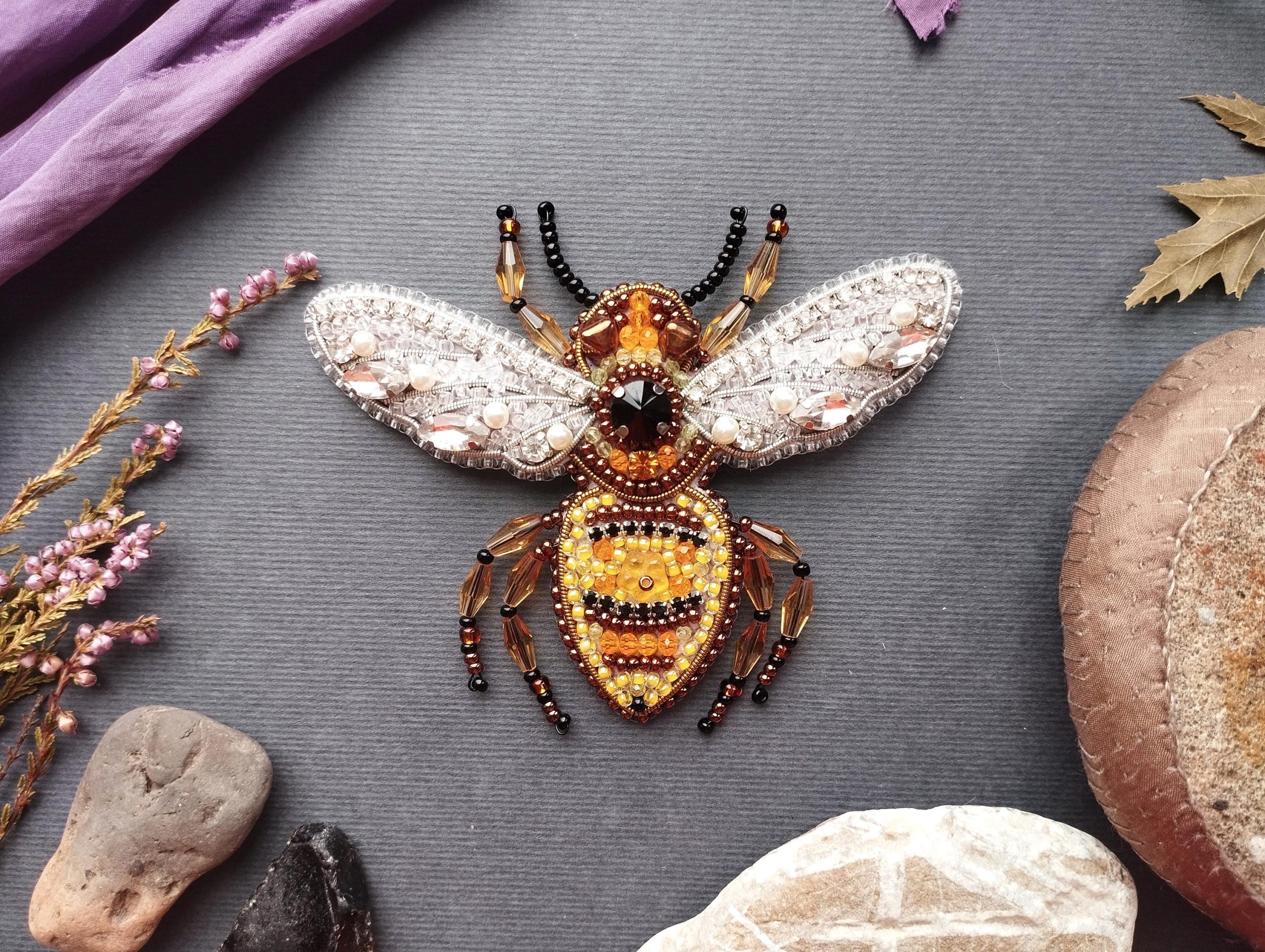 DIY Beaded Embroidery Golden Bee Brooch Kit